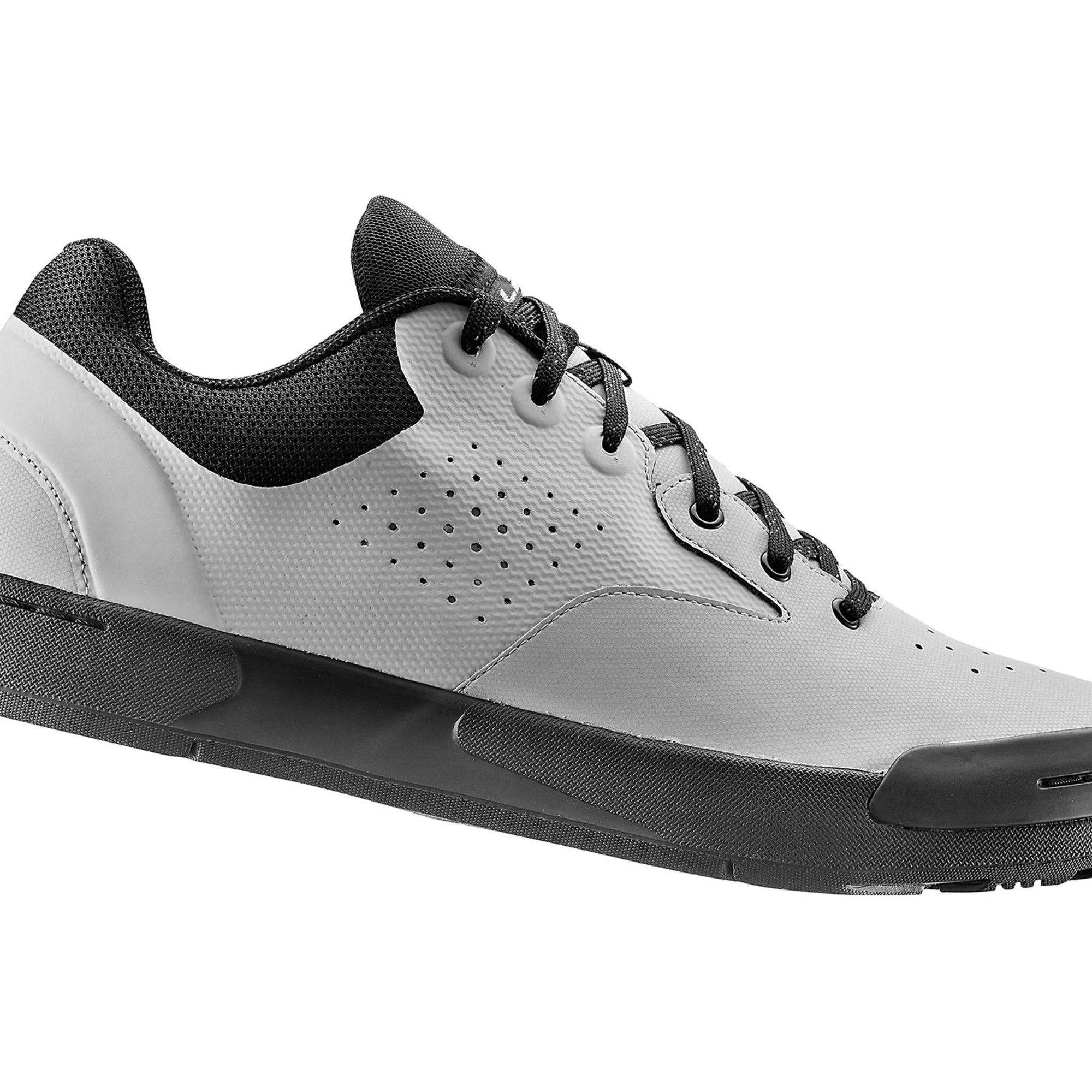 Shuttle Flat Off-Road Shoe
