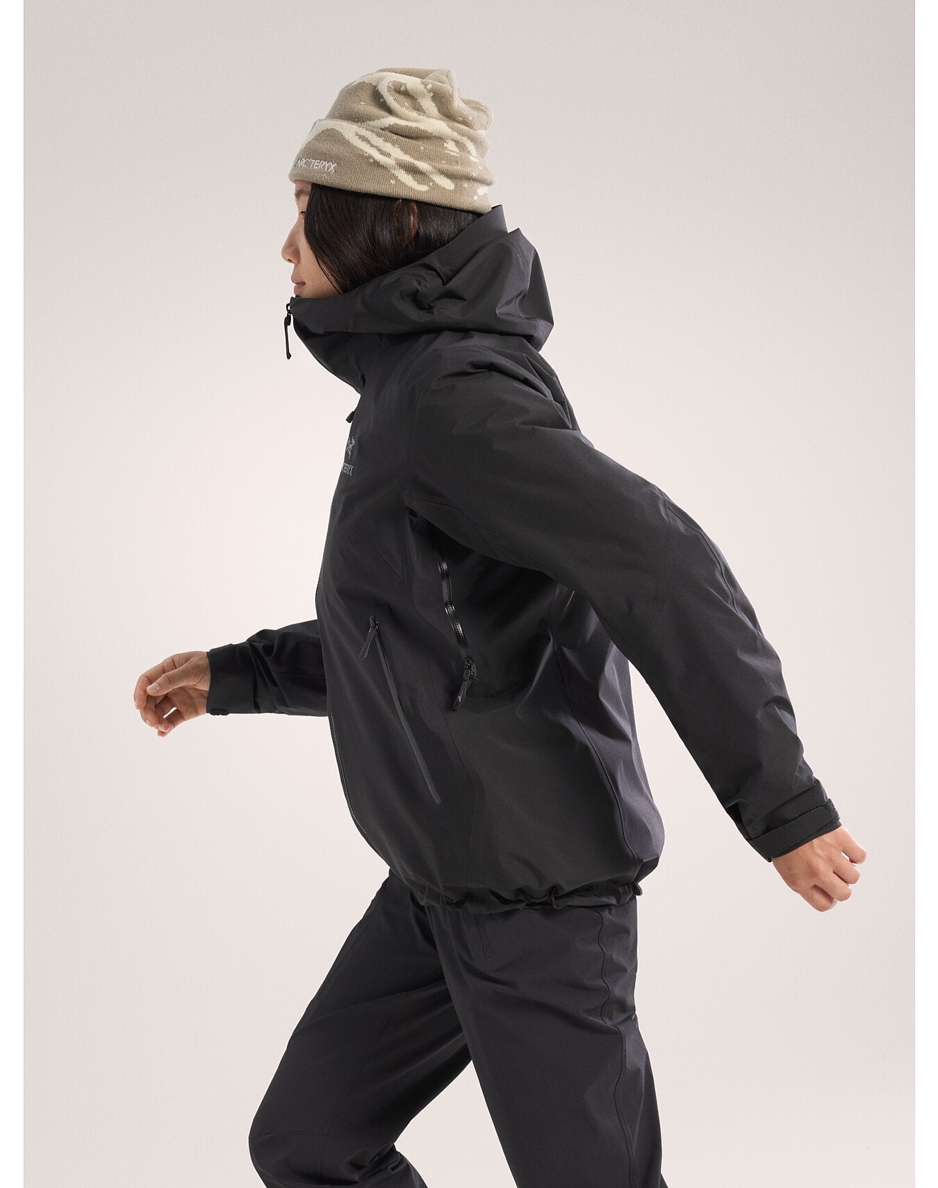 Arc'Teryx - Women's Beta AR Jacket StormHood | Past Season – The