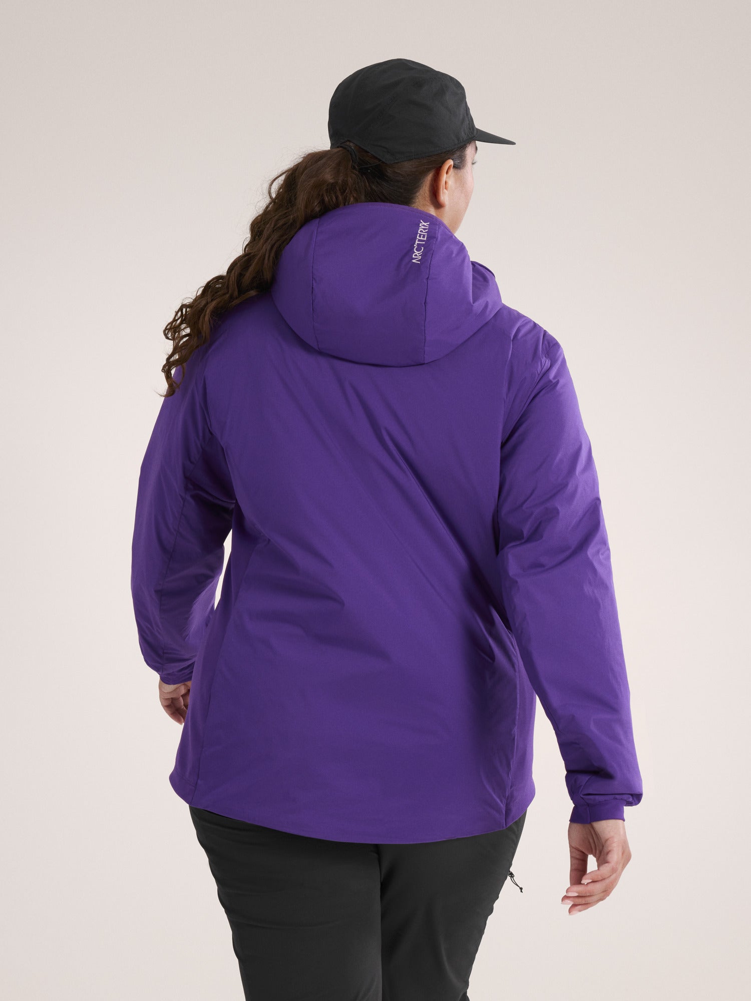 Arc'Teryx - Women's Atom Hoody | X000009452 – The Outfitters