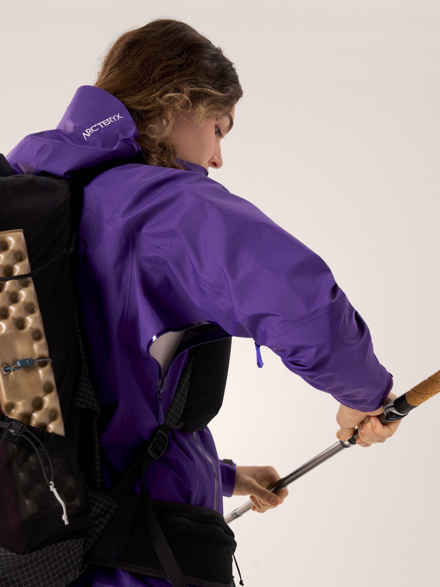 Arc'Teryx - Women's Beta SL Jacket | X000010020 – The Outfitters