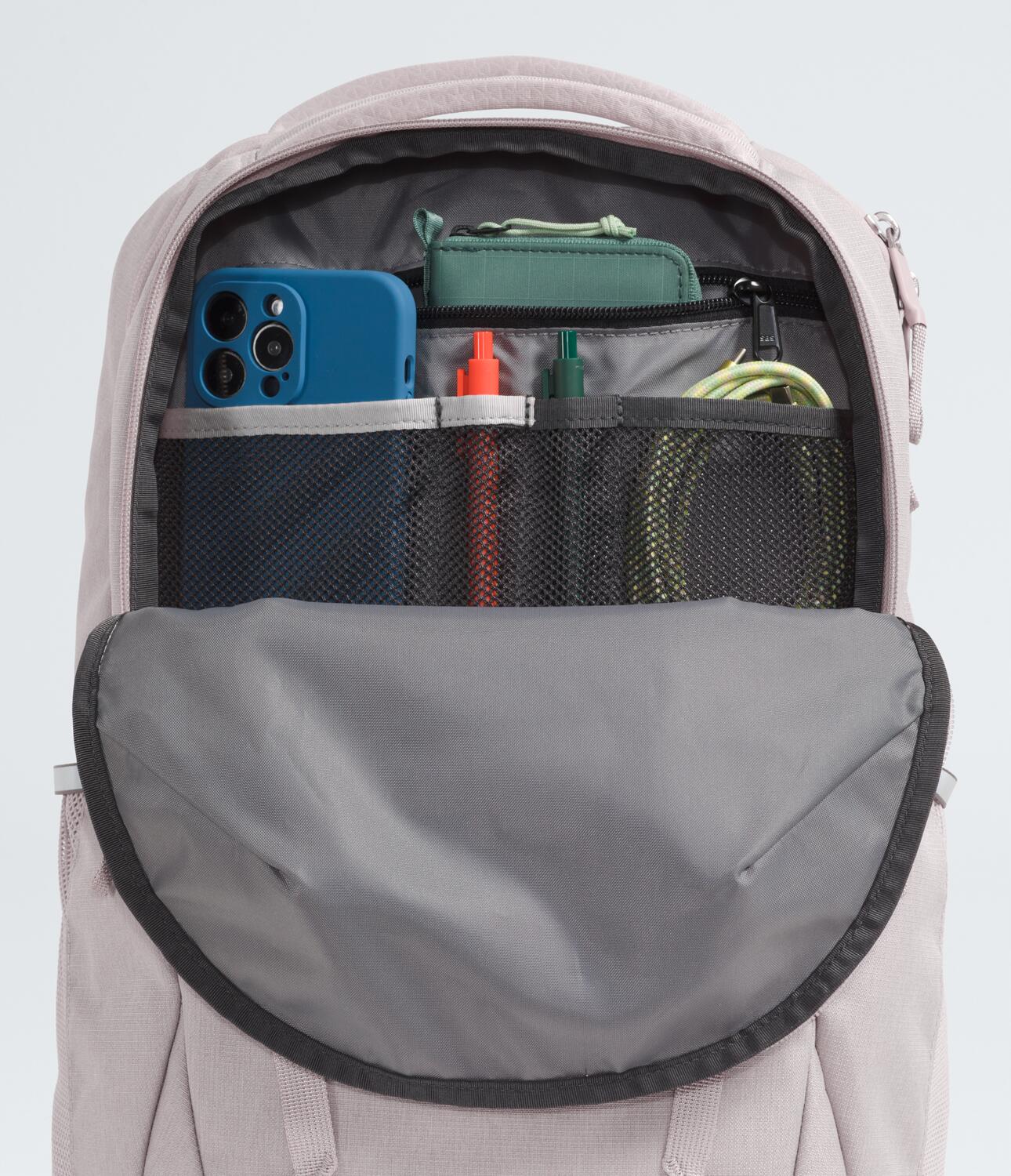 The North Face - Women's Vault Backpack – The Outfitters Adventure