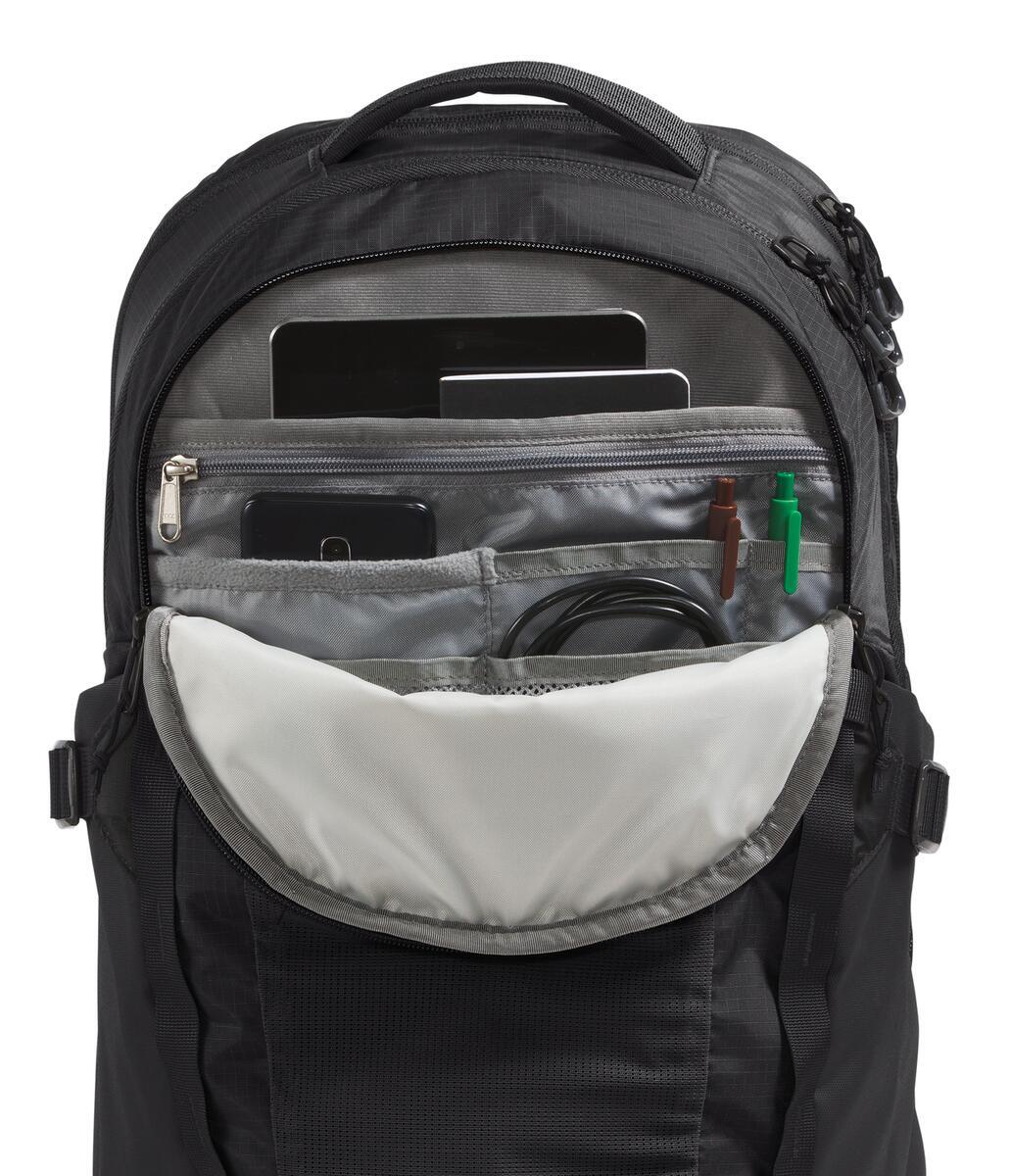 The North Face - Recon Backpack 30L – The Outfitters Adventure
