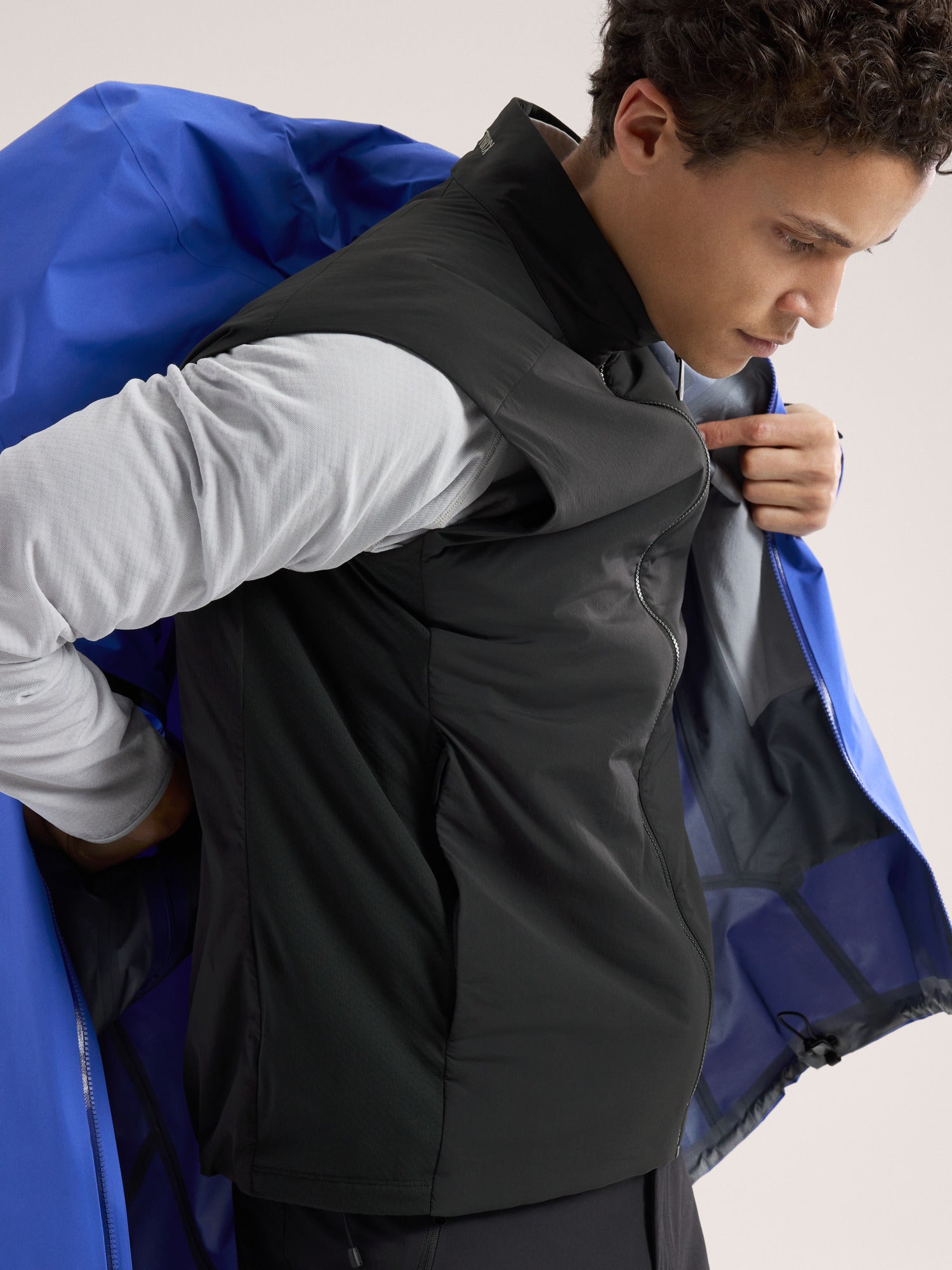 Arc'Teryx - Men's Atom Vest | X000009559 – The Outfitters