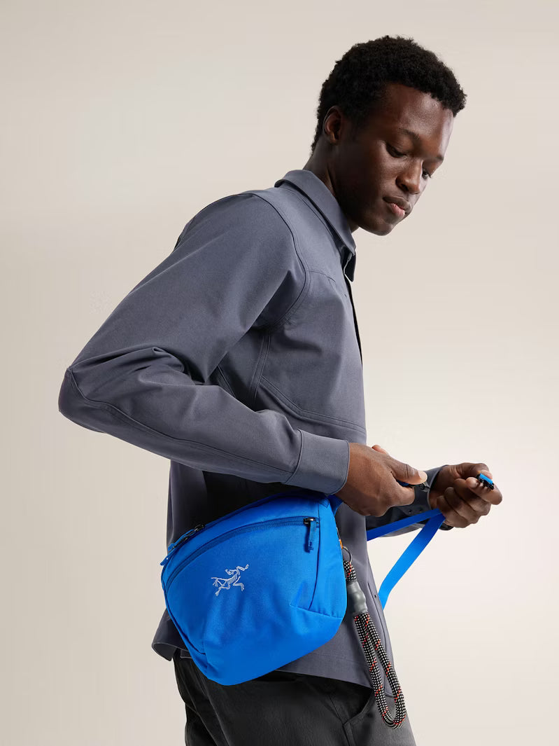 Arc'Teryx - Mantis 2 Waist Pack | X000008973 – The Outfitters Arc'Teryx - Mantis 2 Waist Pack | X000008973 – The Outfitters