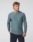 Long-Sleeve Strato Tech Tee (Men's) - V178
