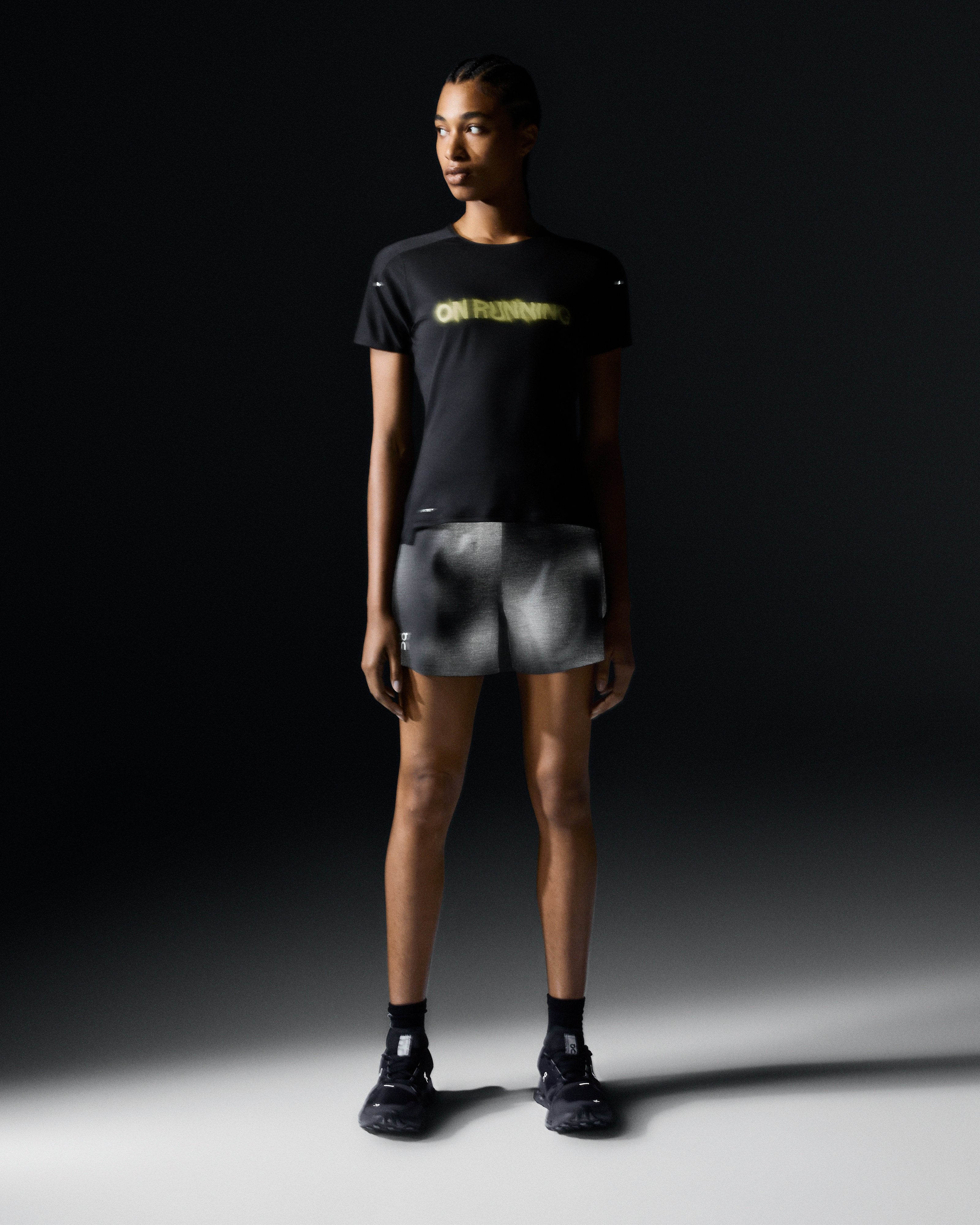 On Running - Women's Running Shorts Lumos – The Outfitters