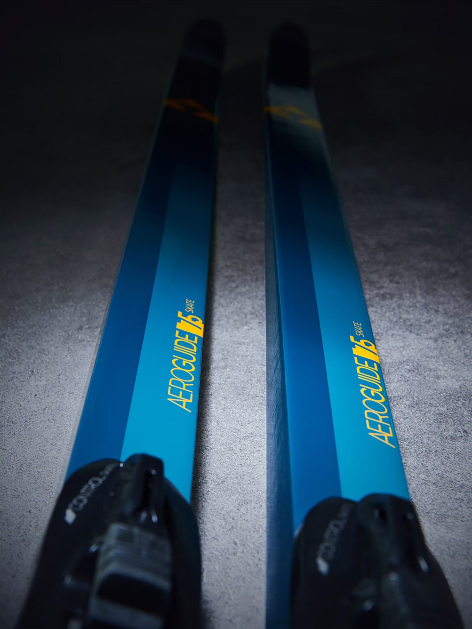 Fischer TRAIL 75 スキーセット Fischer - Aeroguide Skate 75 - Set with Binding – The Outfitters