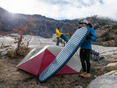 Therm-a-Rest - NeoAir® UberLite™ Sleeping Pad – The Outfitters