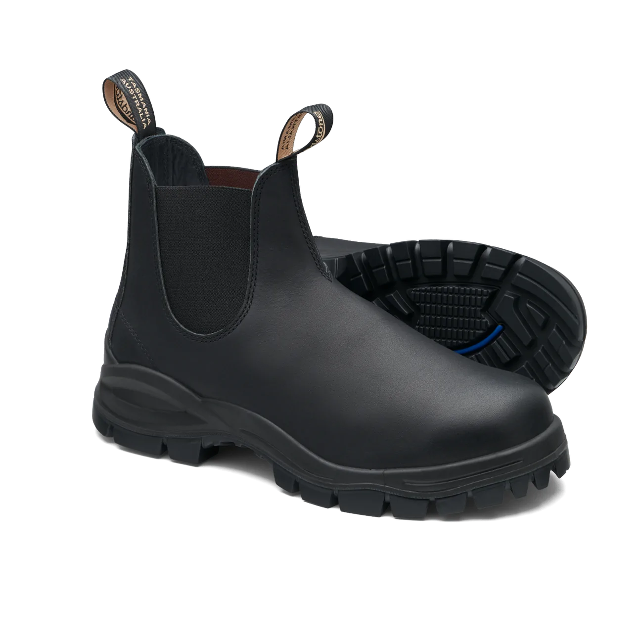 Blundstone 2240 - Lug Sole Boot - Black | Discontinued Savings